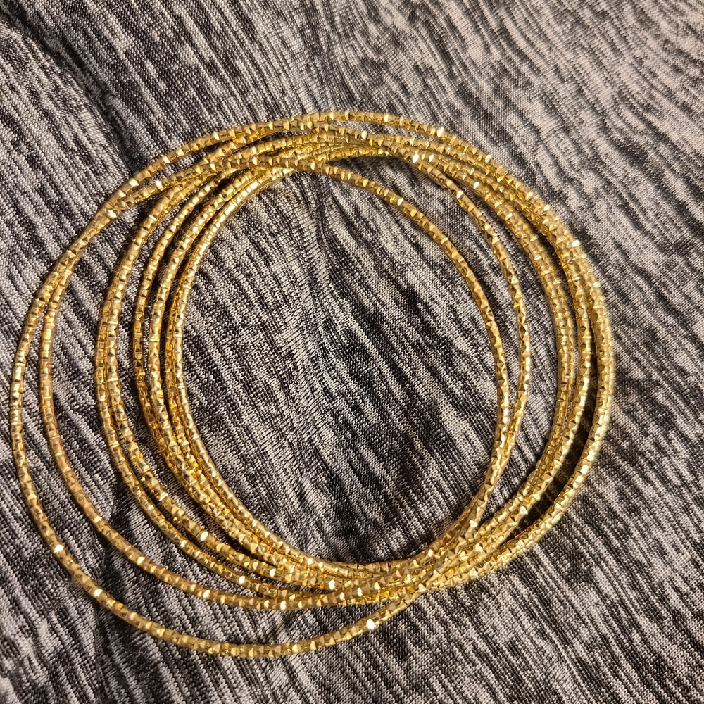 8 piece bangles